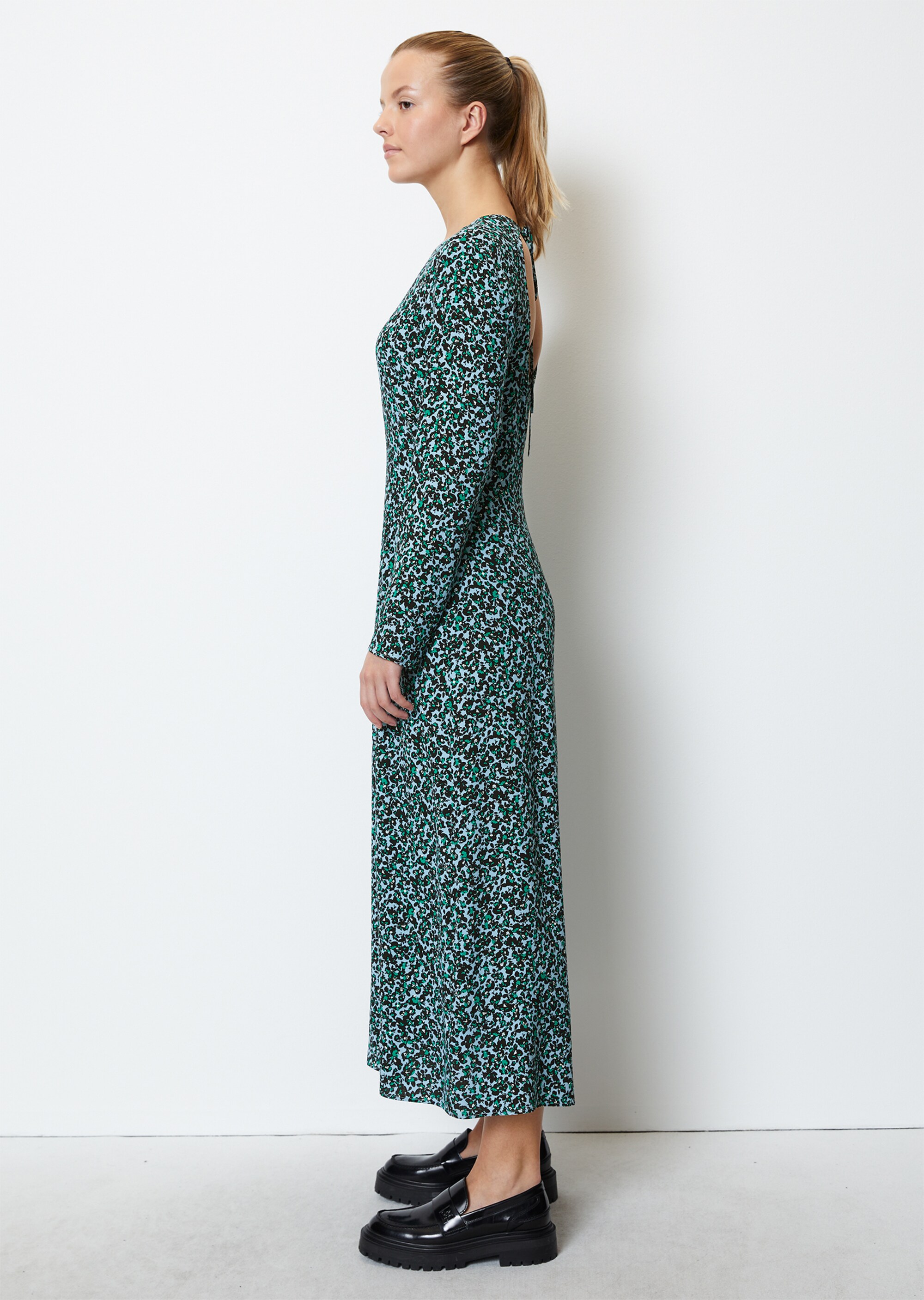 Cut-out-Kleid aus LENZING™ ECOVERO™