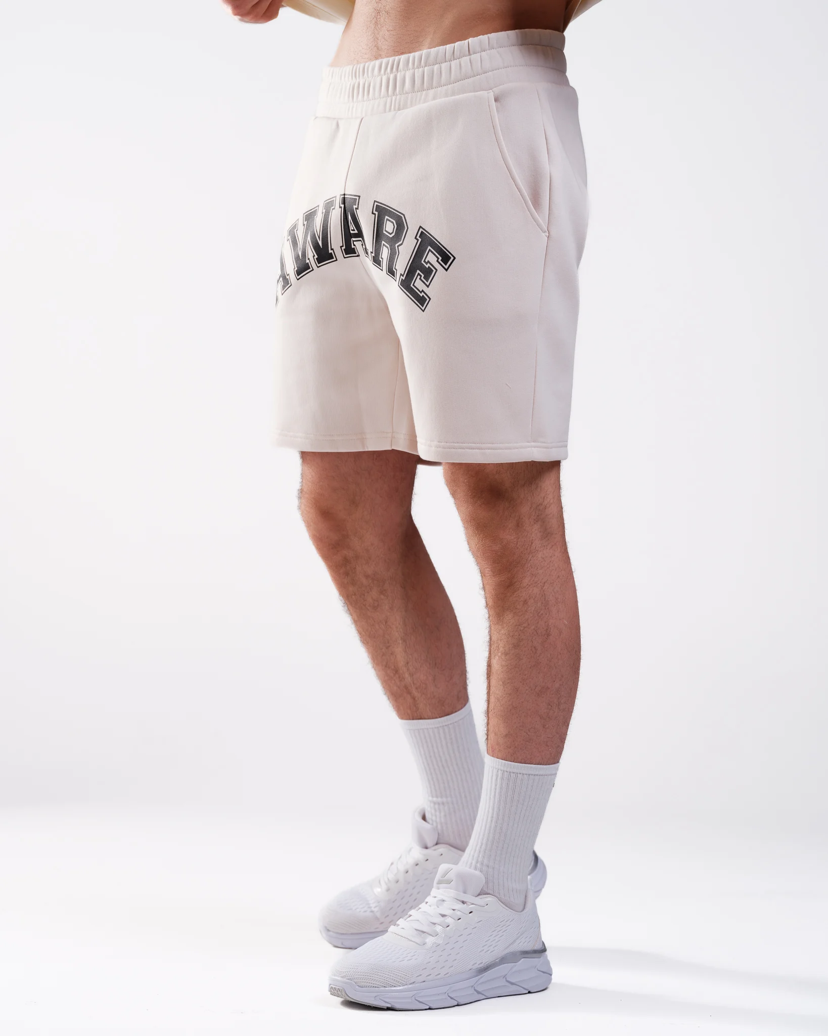 AWARE Sweatshorts Offwhite
