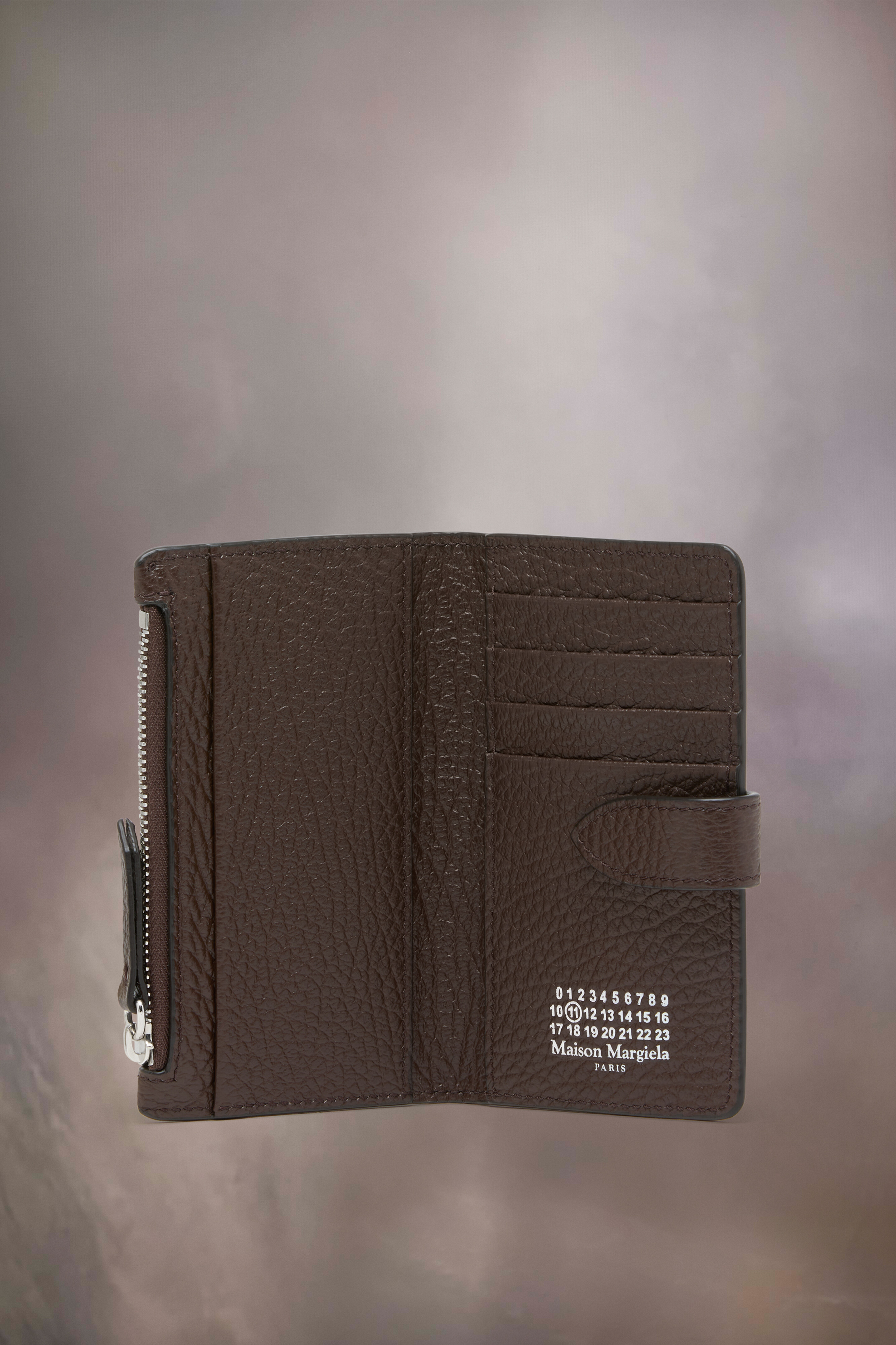 Brown Leather Clipped Cardholder with Zip Noix
