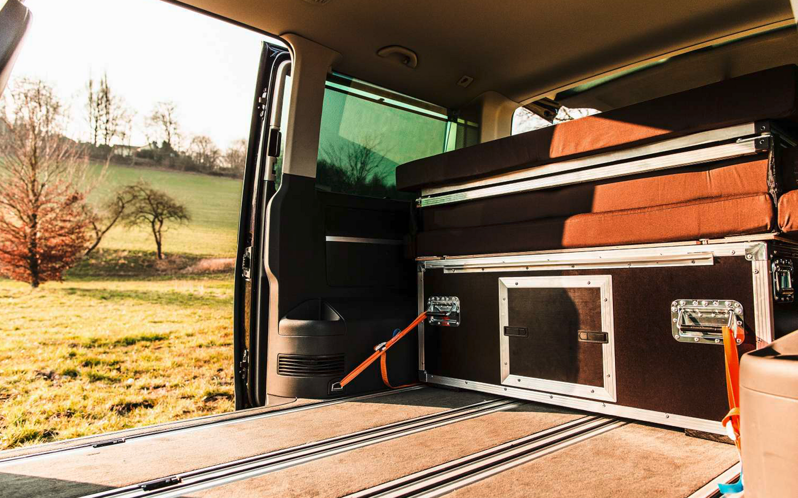 Ququq BusBox-2 Campingbox für Busse und Transporter