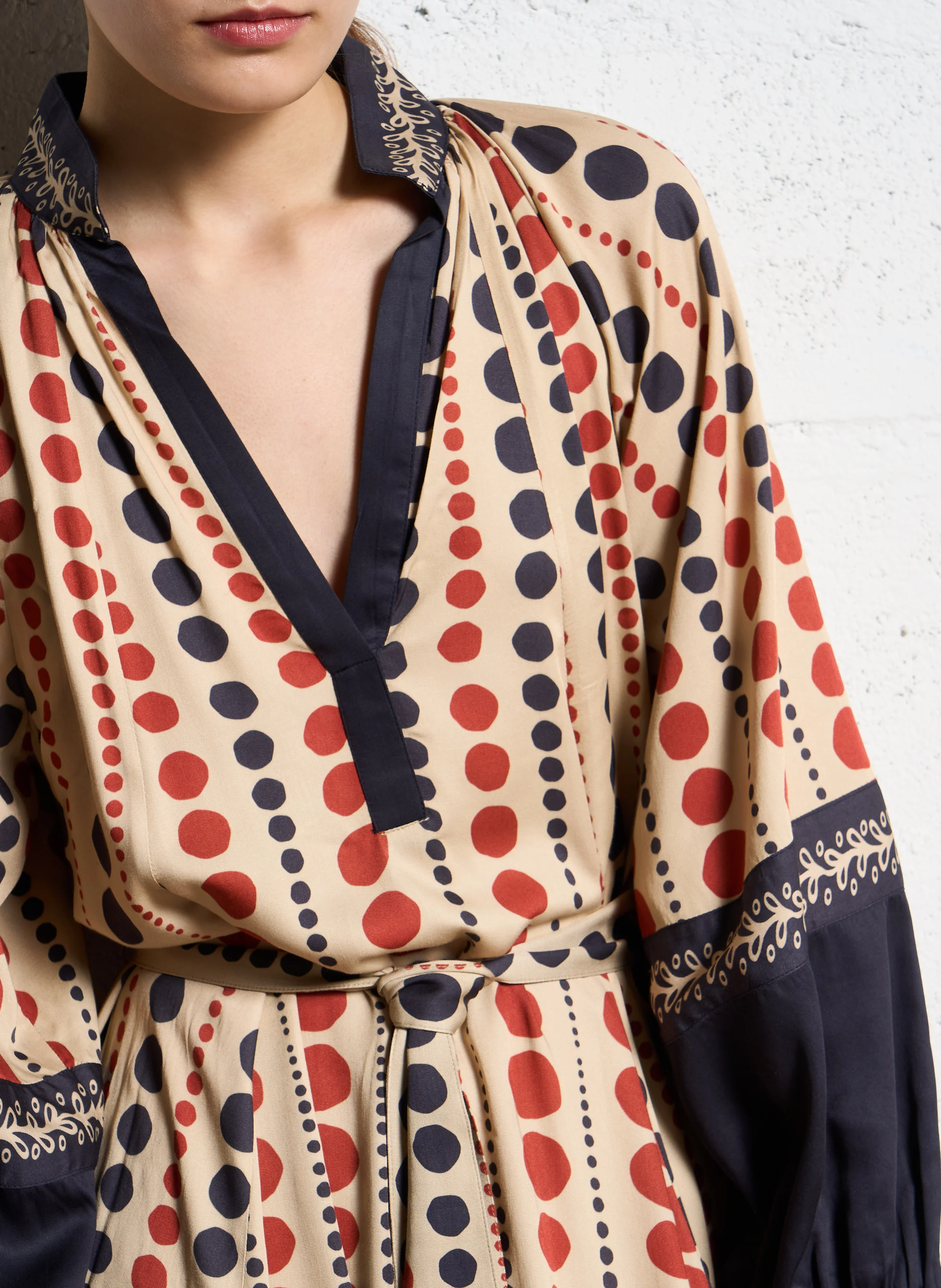 AURELIE - Robe longue imprimée à ceinture| Marron