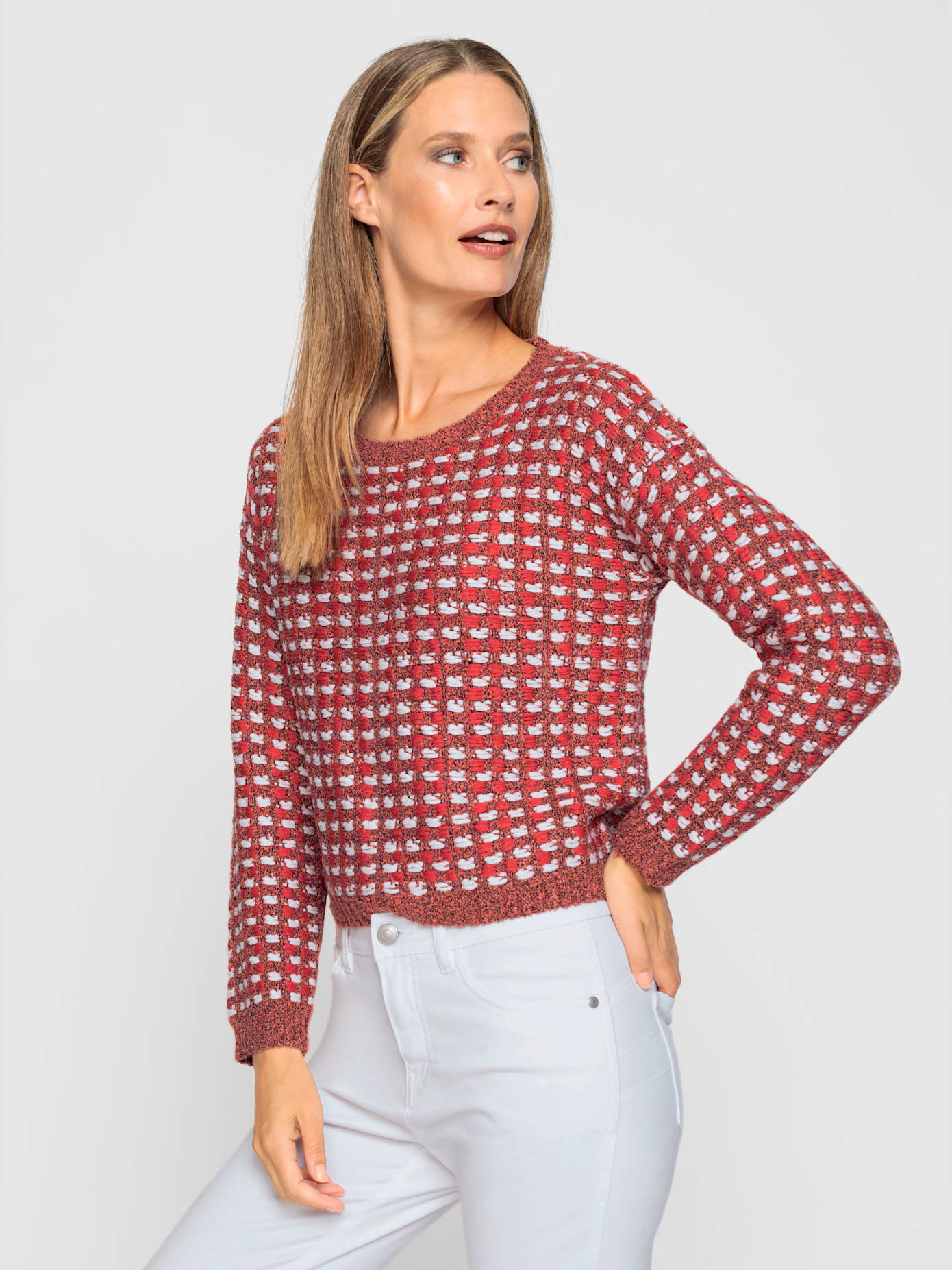Pull superbe motif tricoté