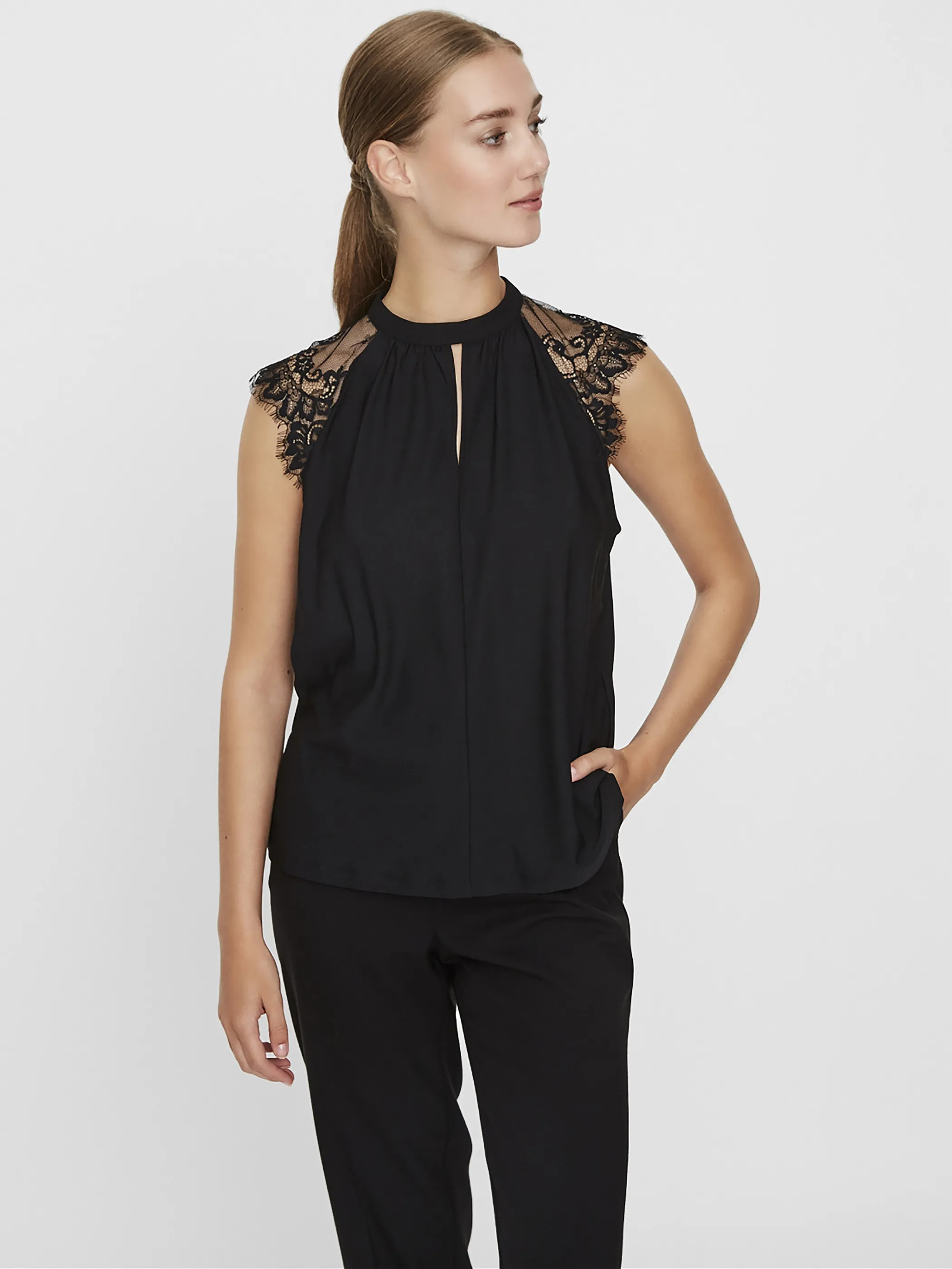 Vero Moda VMMILLA SL LACE TEE G Spitzentop