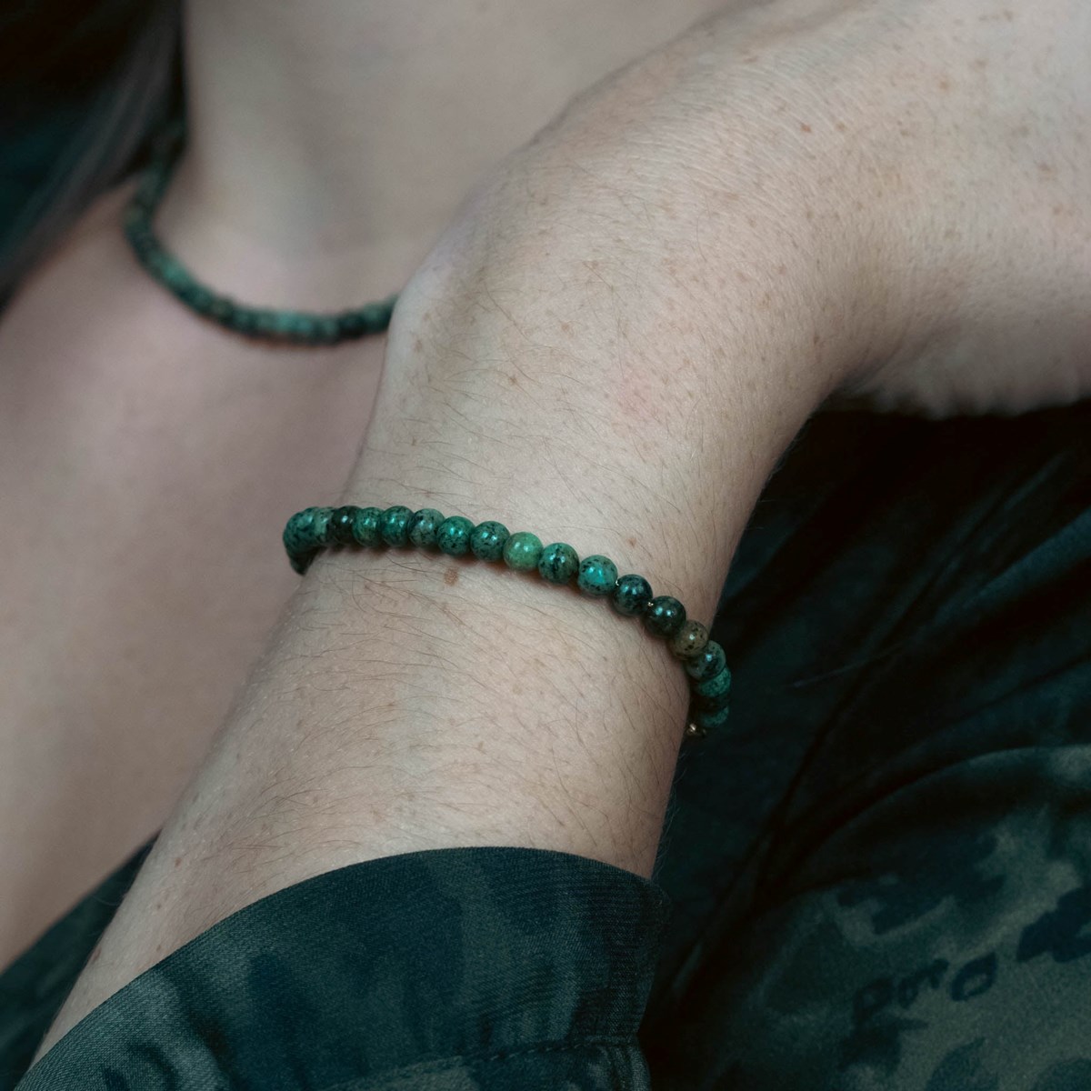 Collier, bracelet et boucles d'oreilles Serena en pierres Turquoise Africain