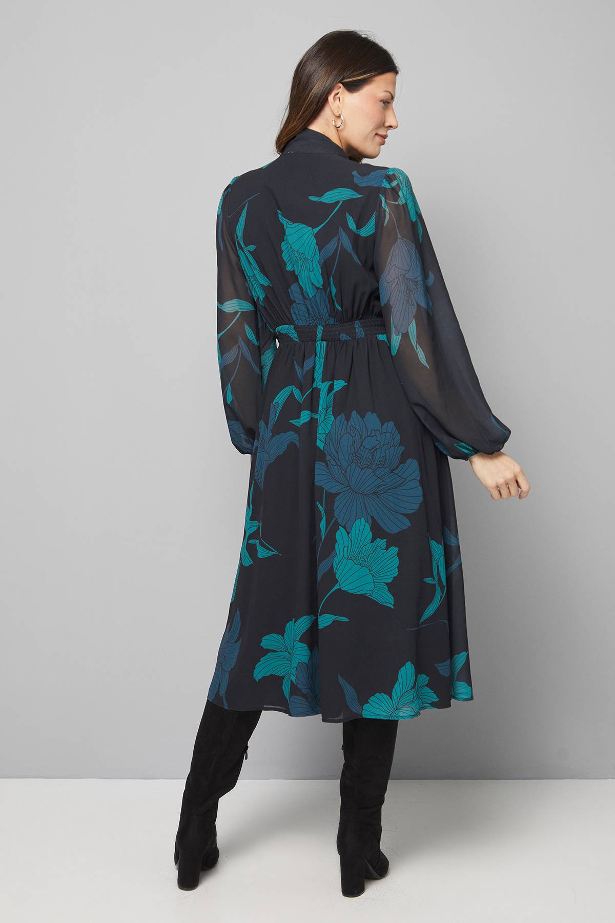Wallis Robe Midi Noire à Motifs Floraux avec Nœud Lavallière