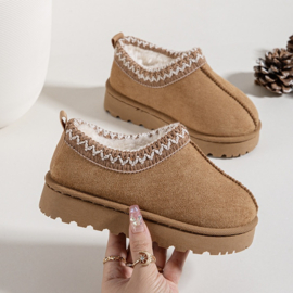 Keep it low & warm - camel (twinning)