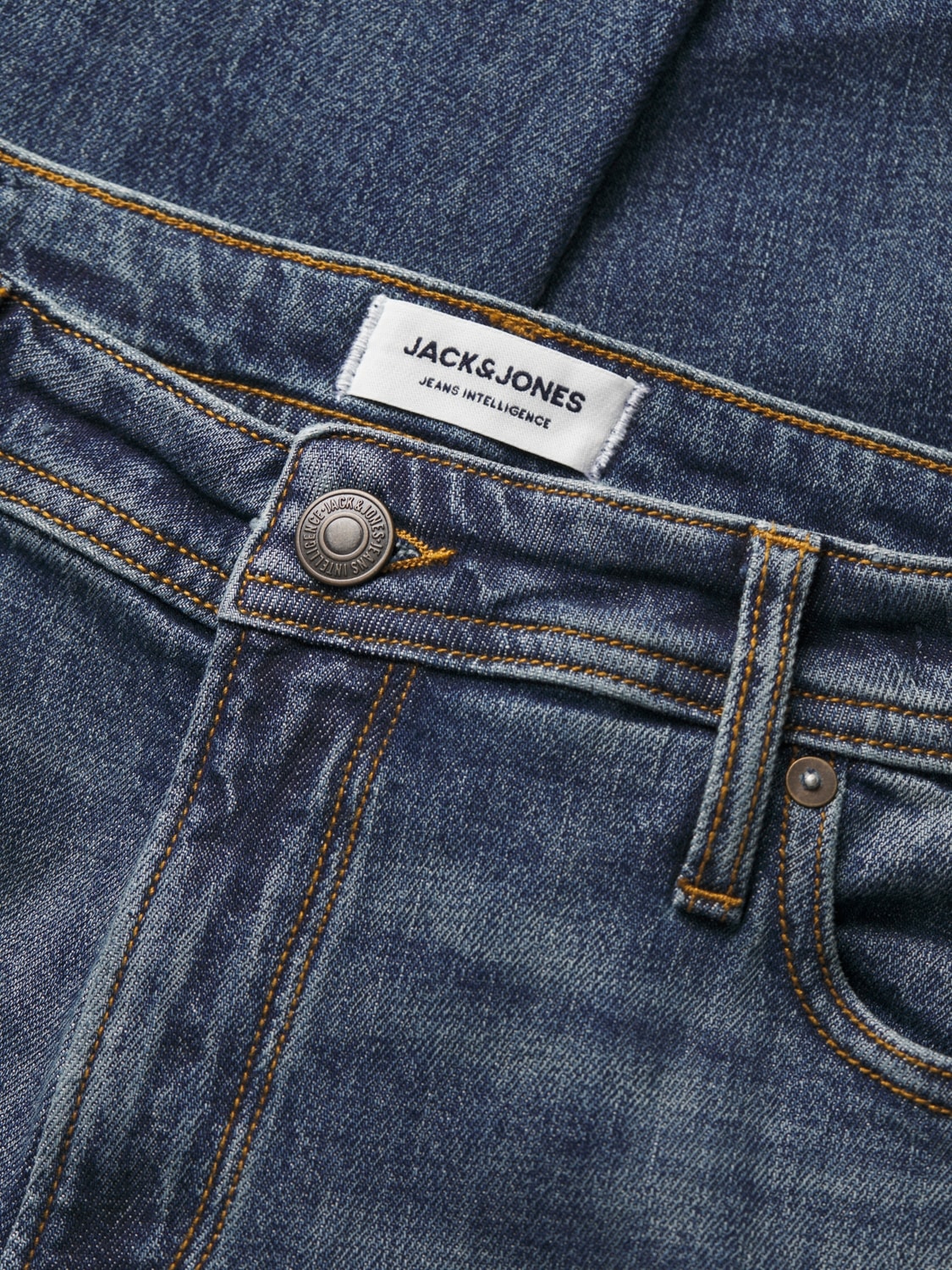 Jack & Jones Regular-fit-Jeans »JJICLARK im Used-Look, Stretchkomfort und niedrige Leibhöhe«, mit Abriebeffekten