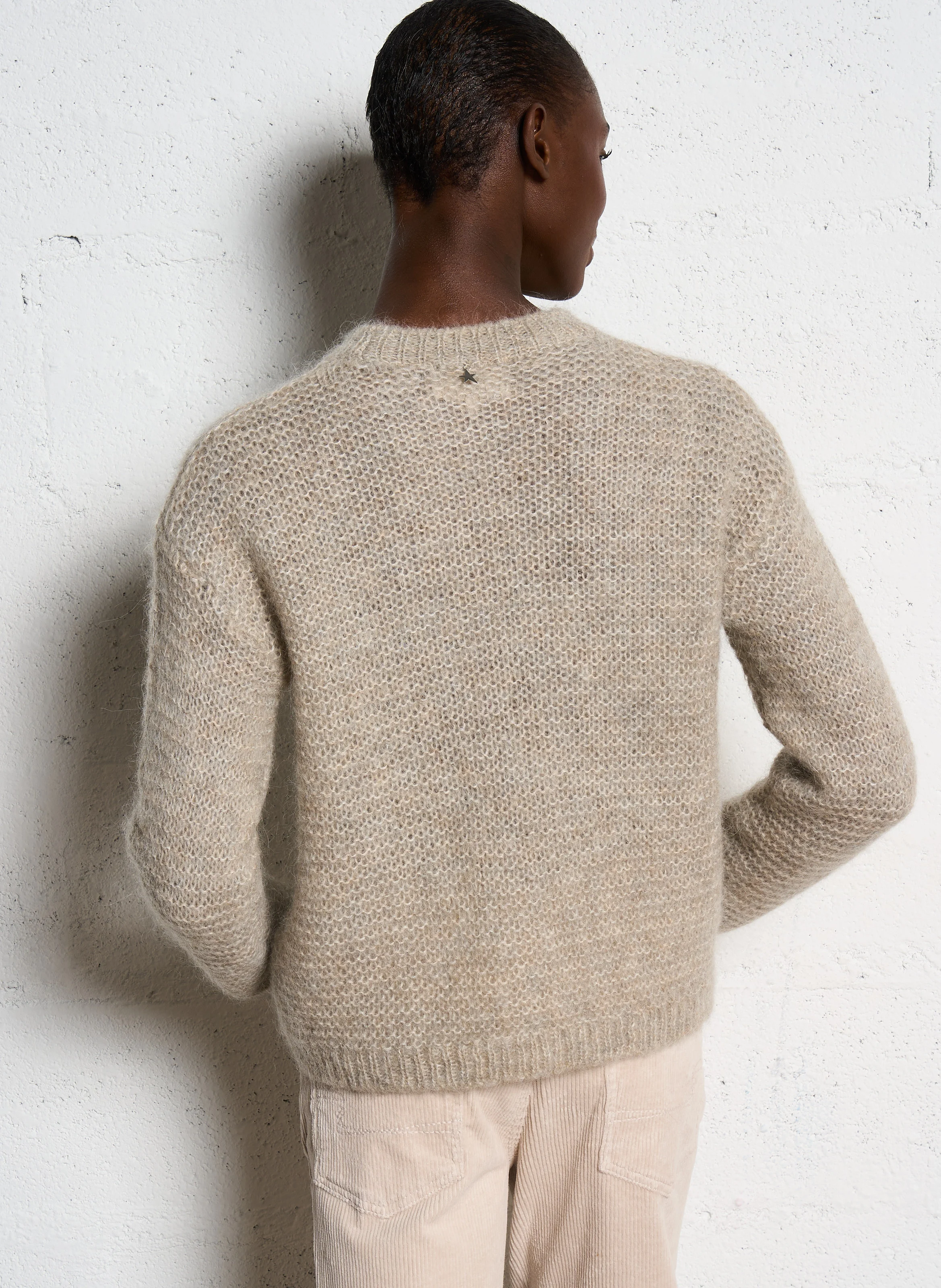 MOTANOU - Pull droit à col rond | Beige