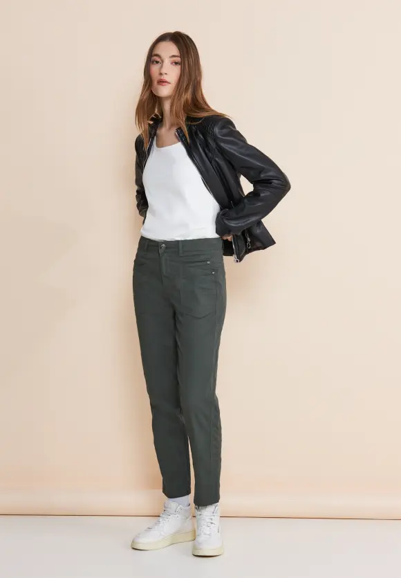 Casual Fit Cargohose - marshy green