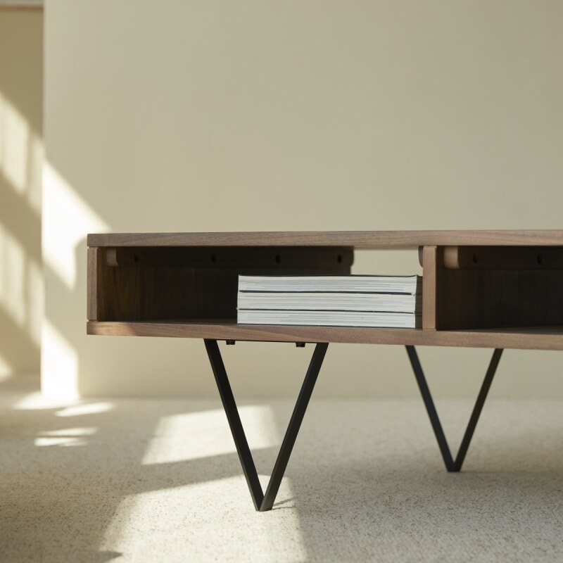 Table basse en bois de noyer Metric H 40 x L 115 x P 70 cm