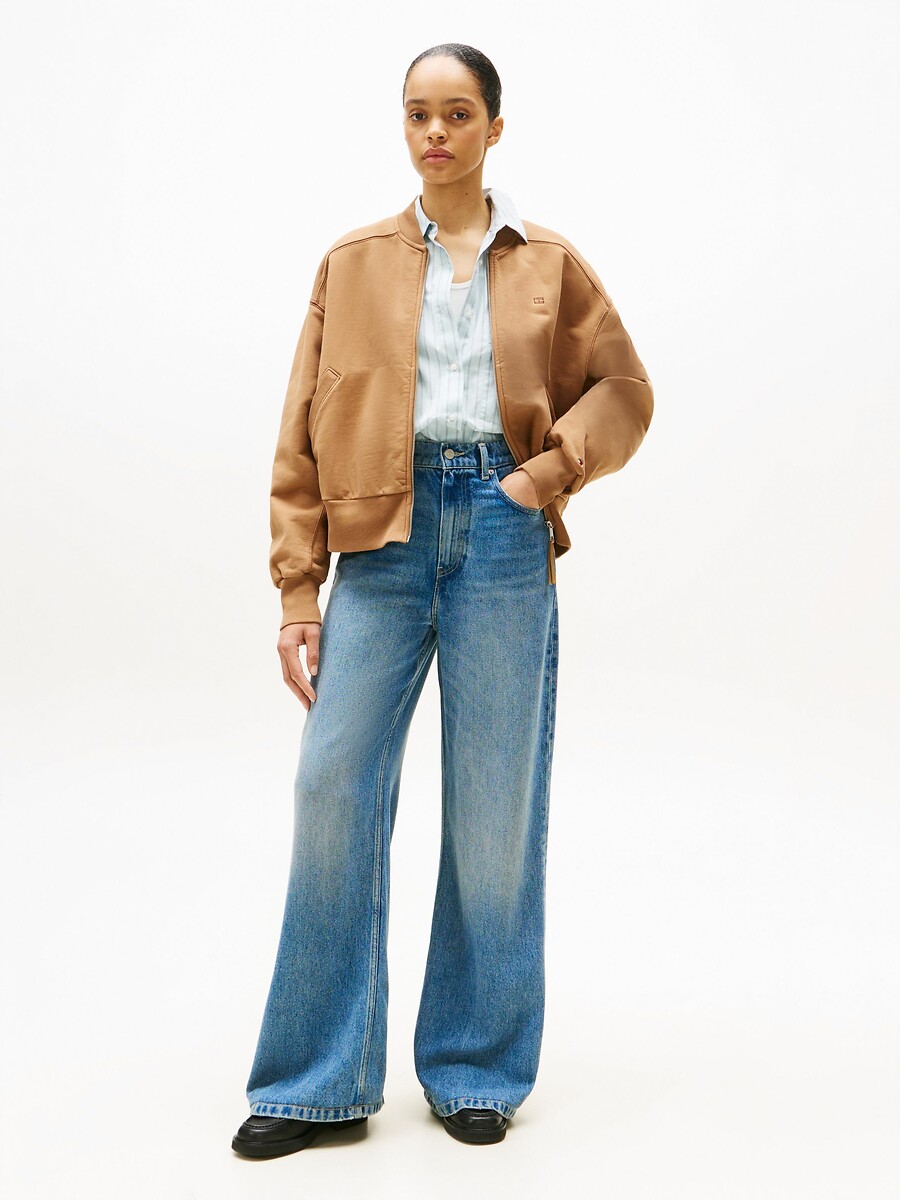 TOMMY HILFIGER<br>Calça jeans de cintura alta e pernas largas em denim Lyocell