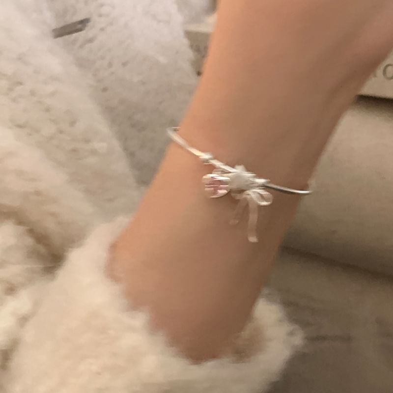 Panda Dama - Open bangle met strik en hartvormige strass-steentjes