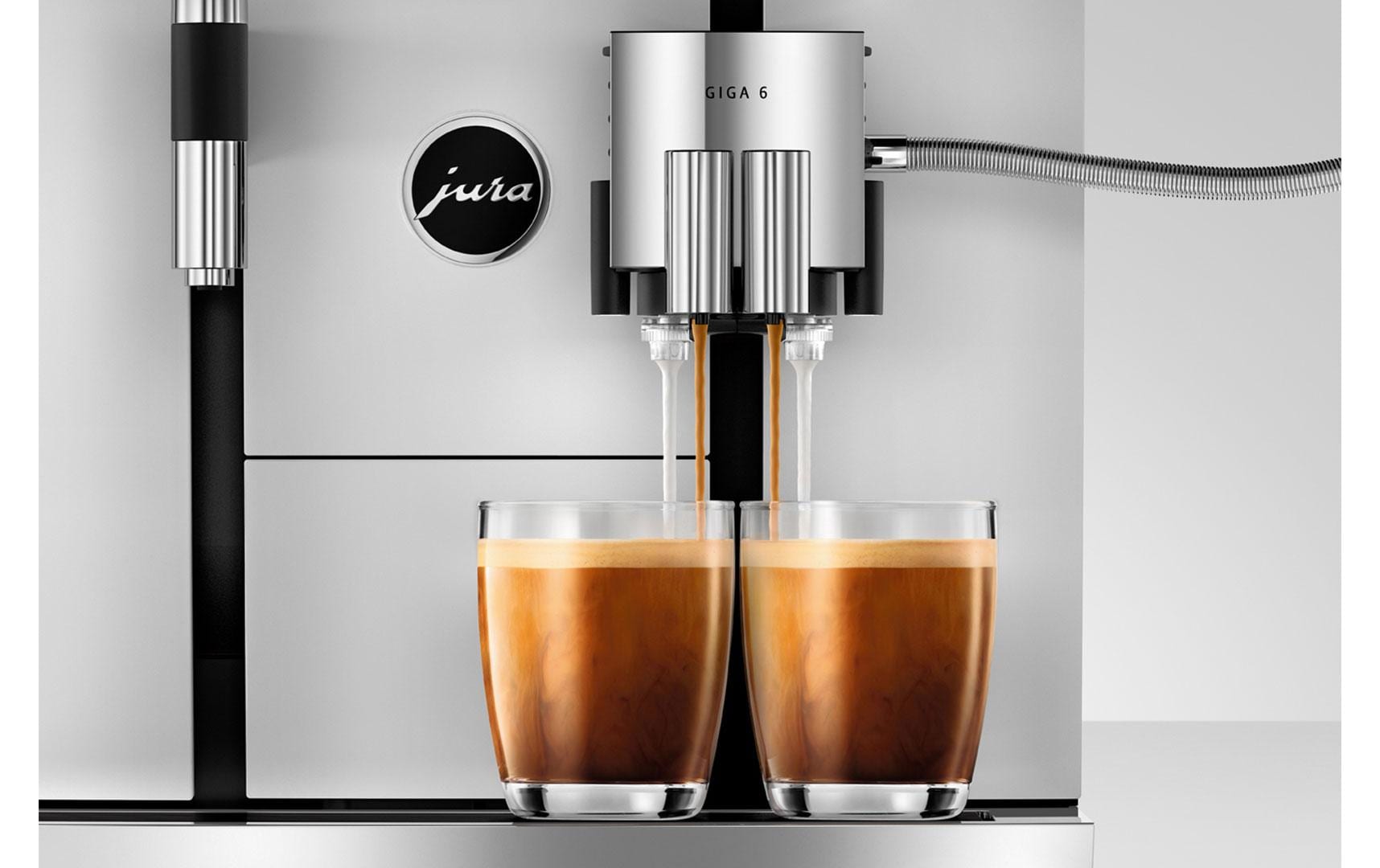 GIGA 6 Aluminium (SA)<br>Vollautomat für eine grosse Auswahl an Kaffee- und Milchspezialitäten