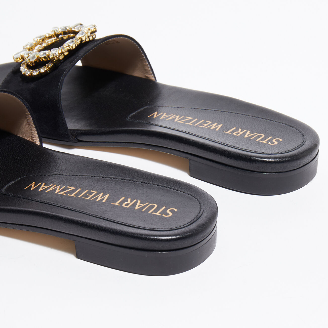 Stuart Weitzman Sandales en Velours de Cuir Caicos Crystal noires
