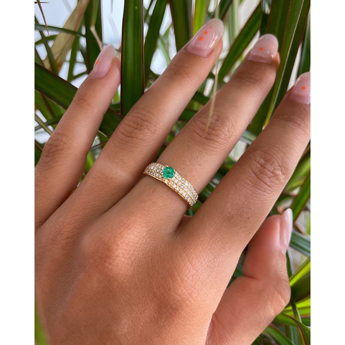 Bague ADEN Or 585 Jaune Emeraude et diamants 1.978grs