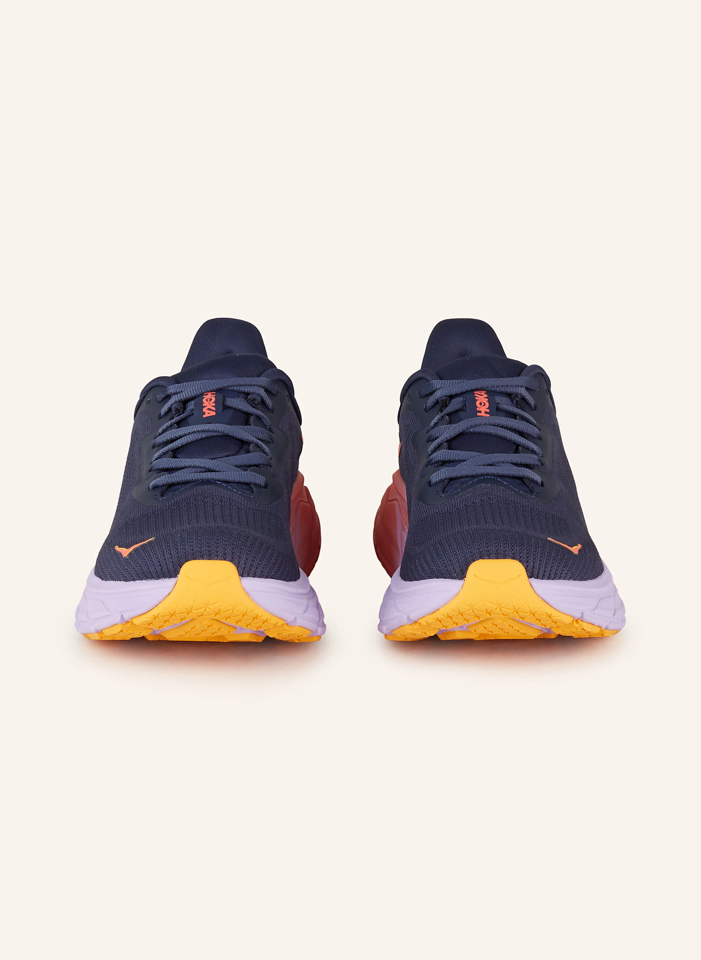 HOKA Laufschuhe ARAHI 7