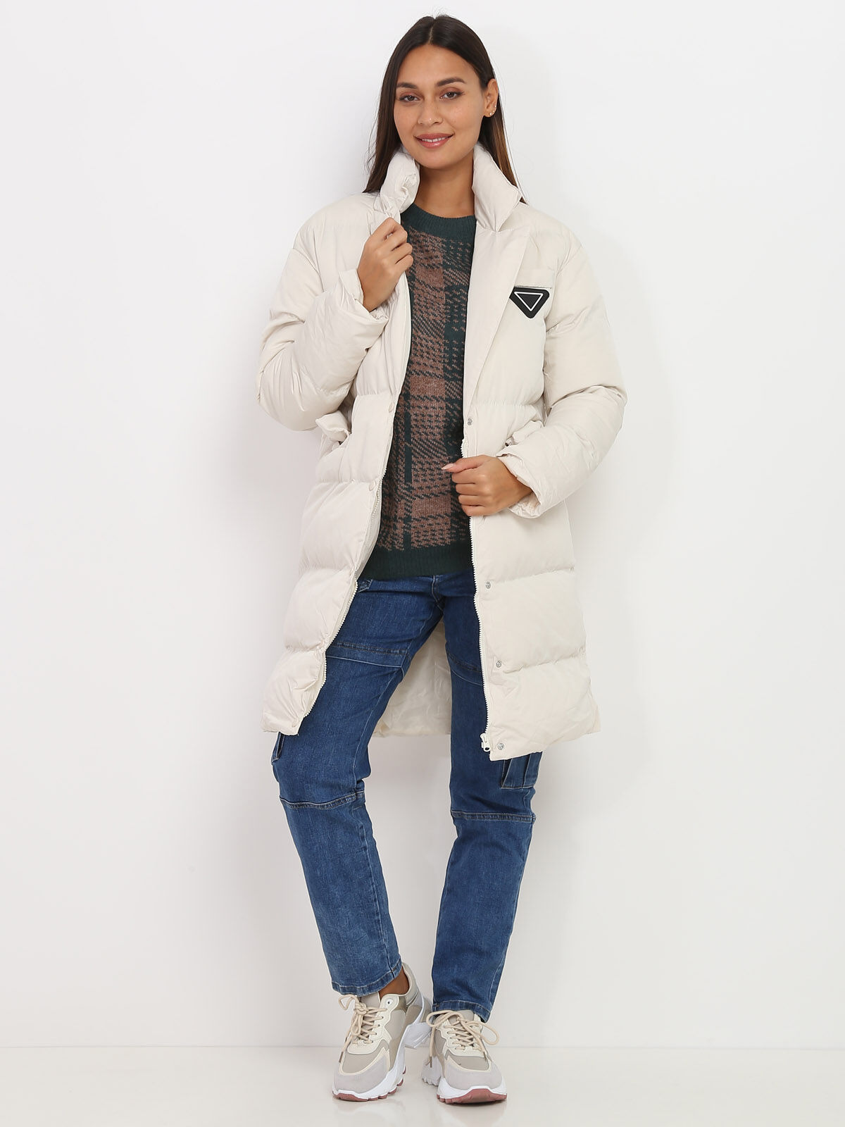 Doudoune matelassée avec ceinture- Beige