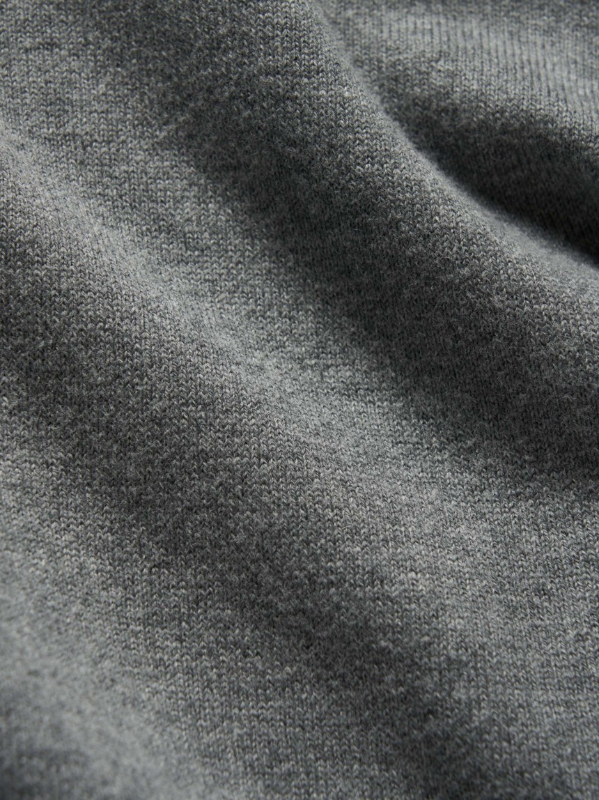 Pullover decote em V de algodão e caxemira
