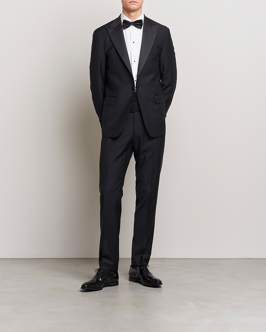 Oscar Jacobson Frampton Wool Tuxedo Black