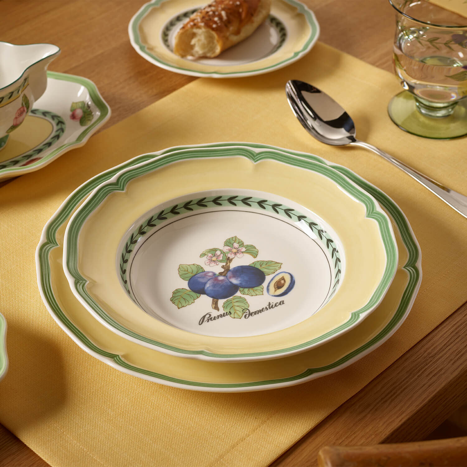 French Garden Soup bowl Multi-colored, 9'', Premium Porcelain