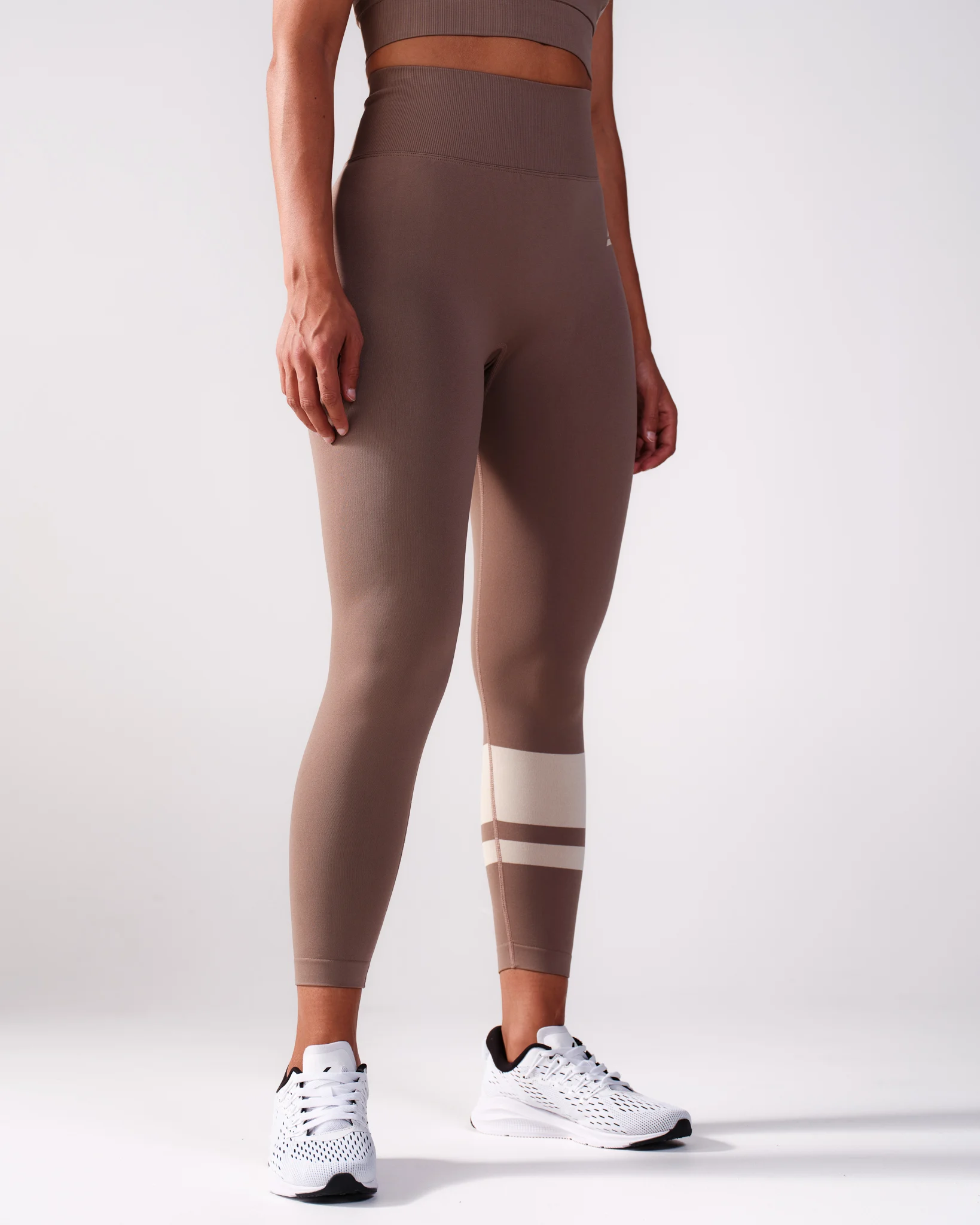 LEVITY Block Tights Beige