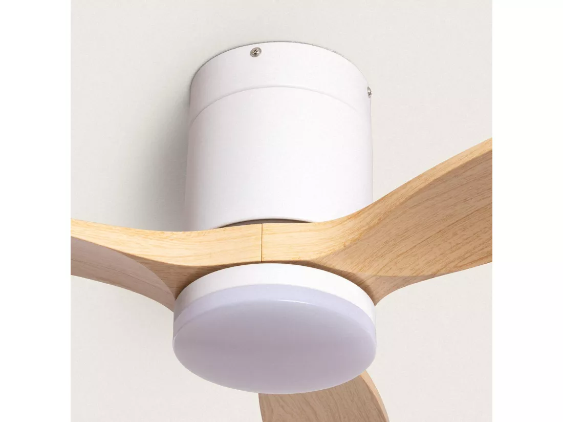 Ventilateur de Plafond Silencieux Angistri Blanc 132cm Motor DC Bois clair Télécommande Avec lumière Oui