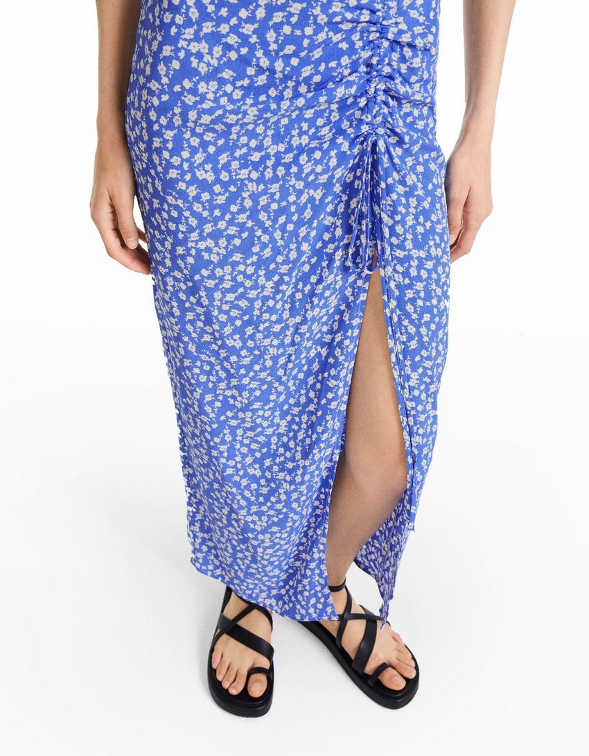 Saia midi com estampa floral