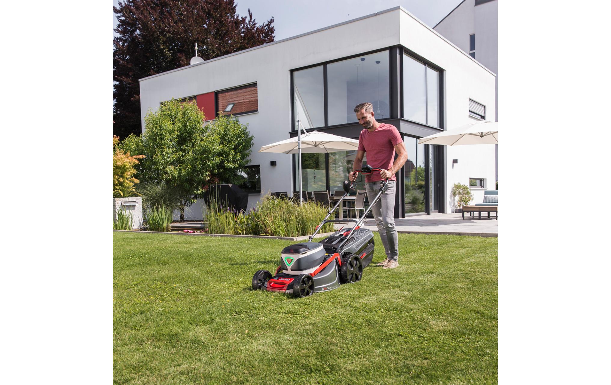 Akku-Rasenmäher 36 V 512 LI VS-W<br>Akku-Rasenmäher mit 51 cm Schnittbreite