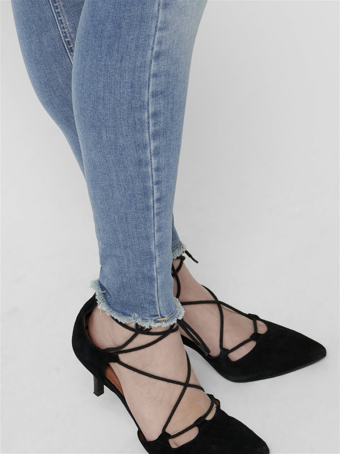 ONLBLUSH Mid Rise Skinny Fit Jeans Light Blue Denim