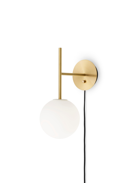 Audo Copenhagen TR Bulb Suspended wandlamp messing