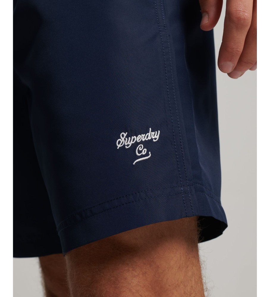 Maiô Superdry Polo feito com material marinho reciclado