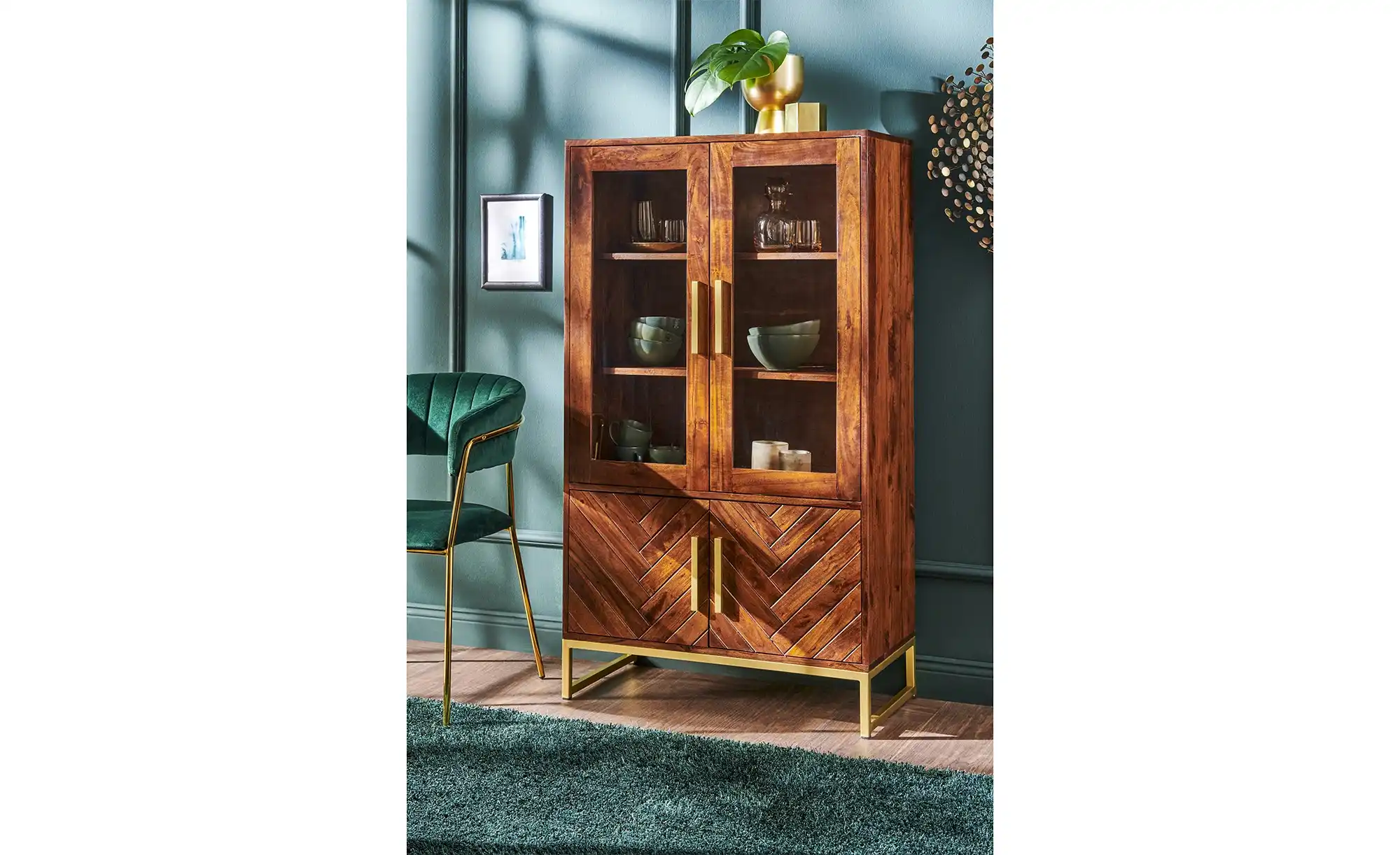 Vitrine aus Massivholz Calatria