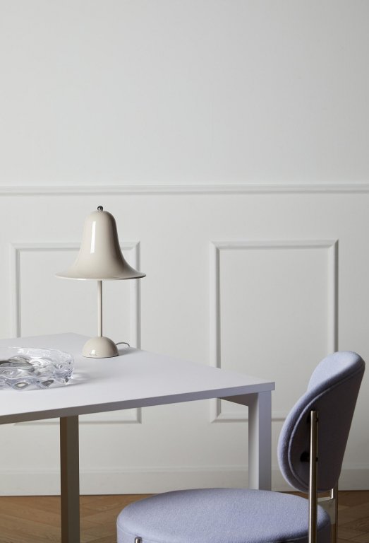 Verpan Pantop tafellamp zand grijs