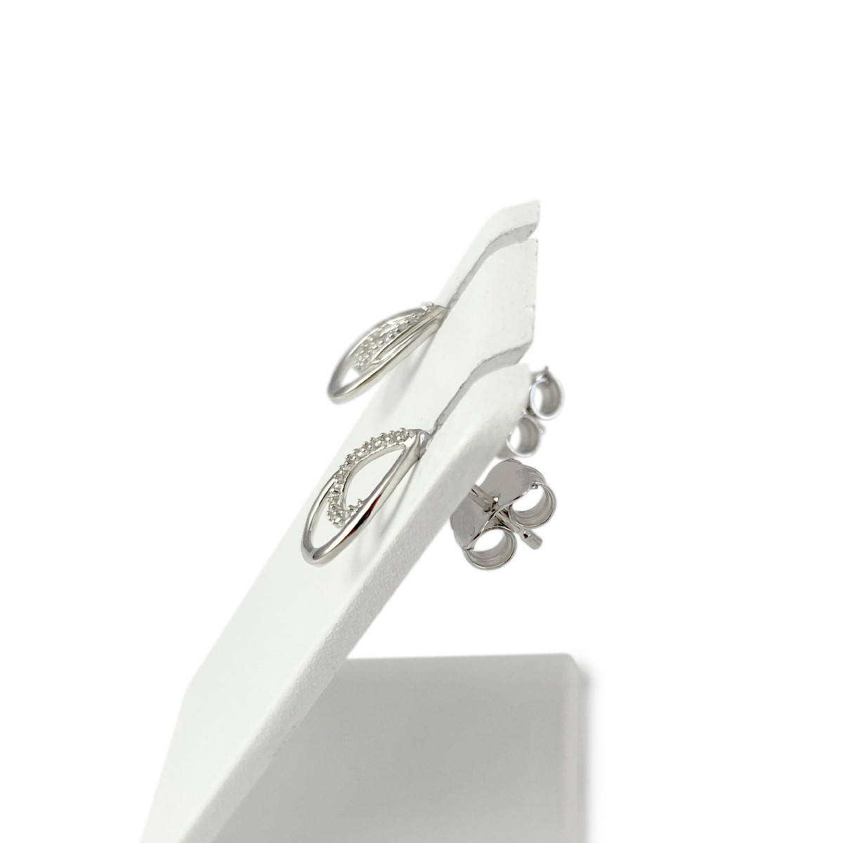 Boucles d'oreilles d'occasion or 375 blanc diamants