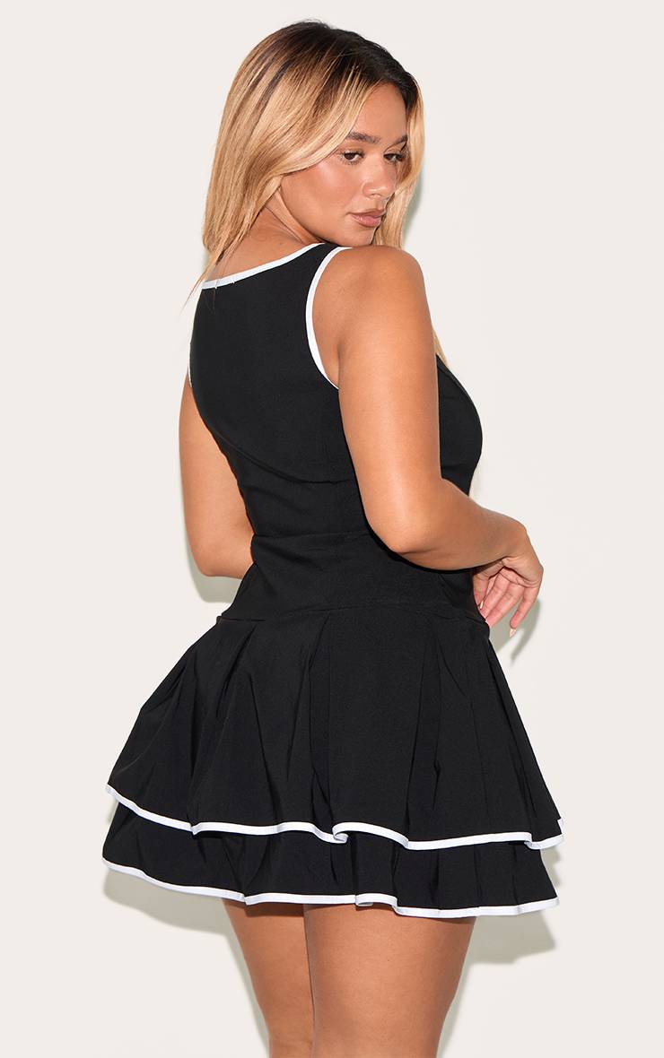 Noir Robe Mini Moulante À Col Bateau Avec Bordures Contrastées Et Ourlet Plissé