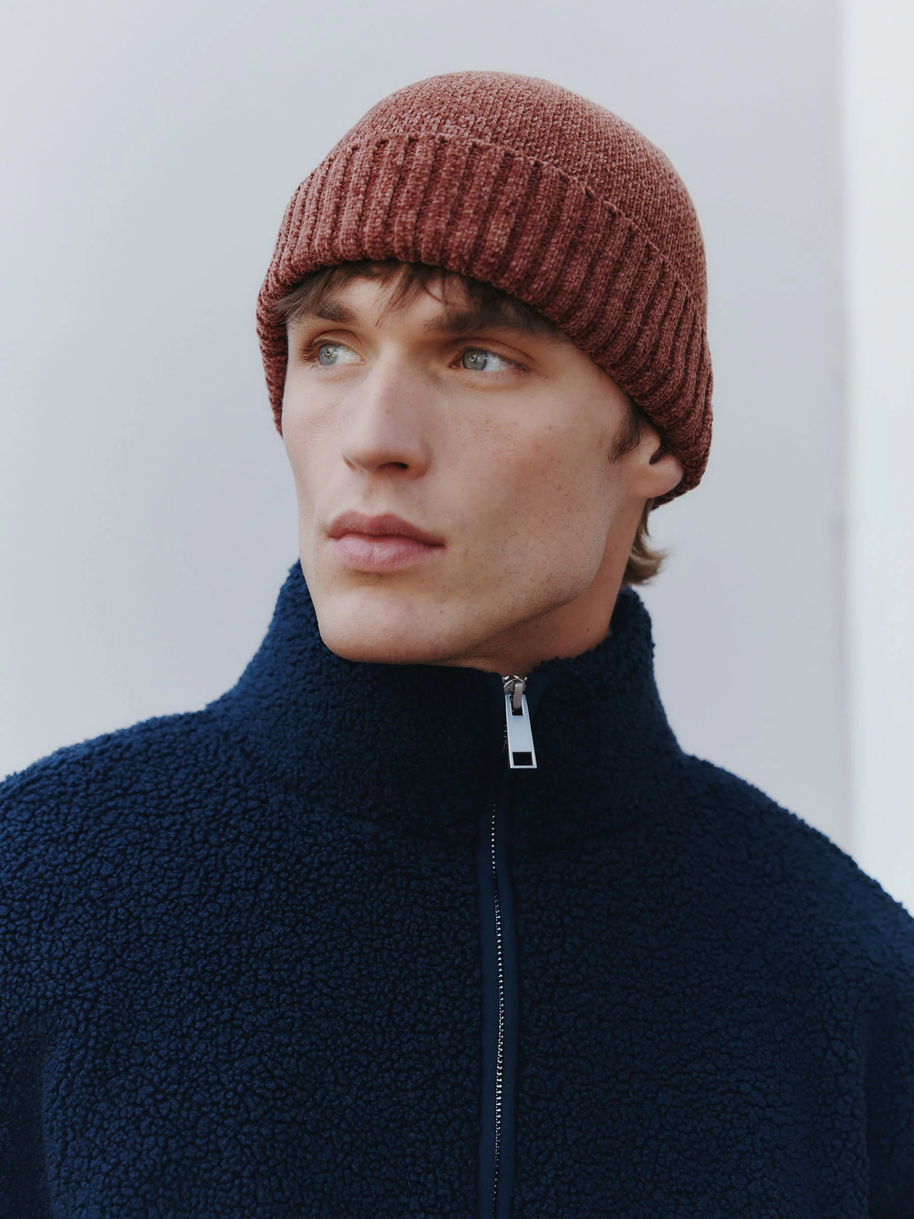 Roestoranje - Chenille Beanie Hat