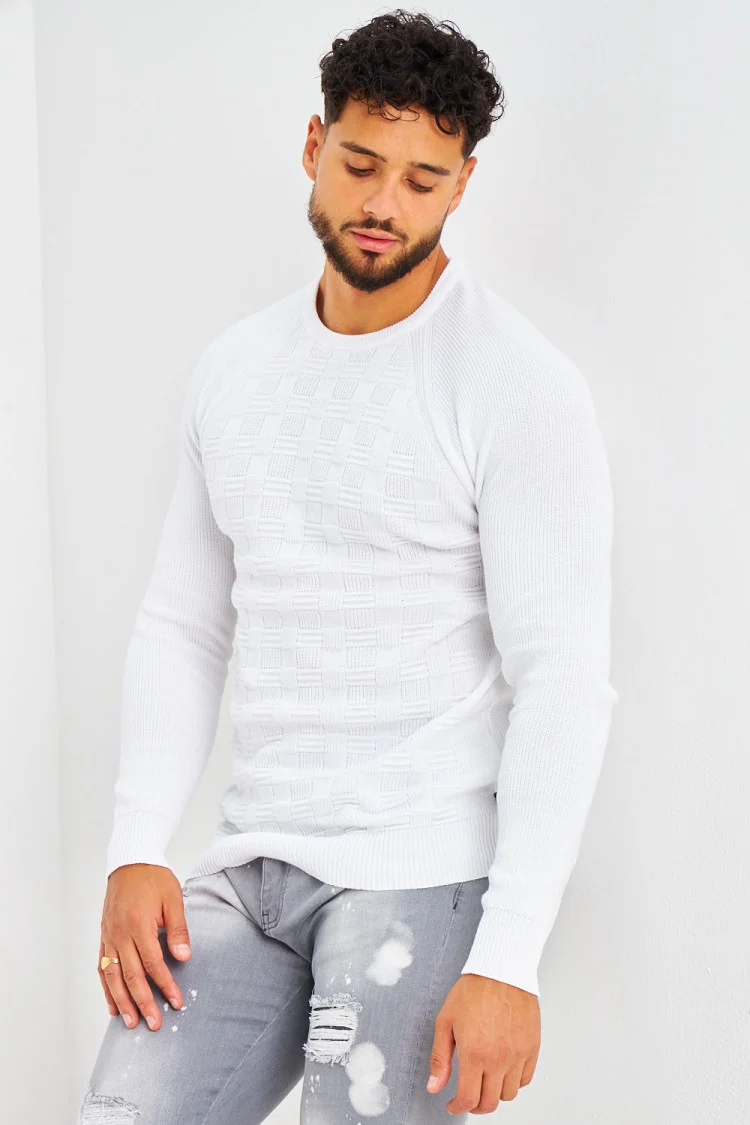 Pull en maille blanc effet quadrillé en relief