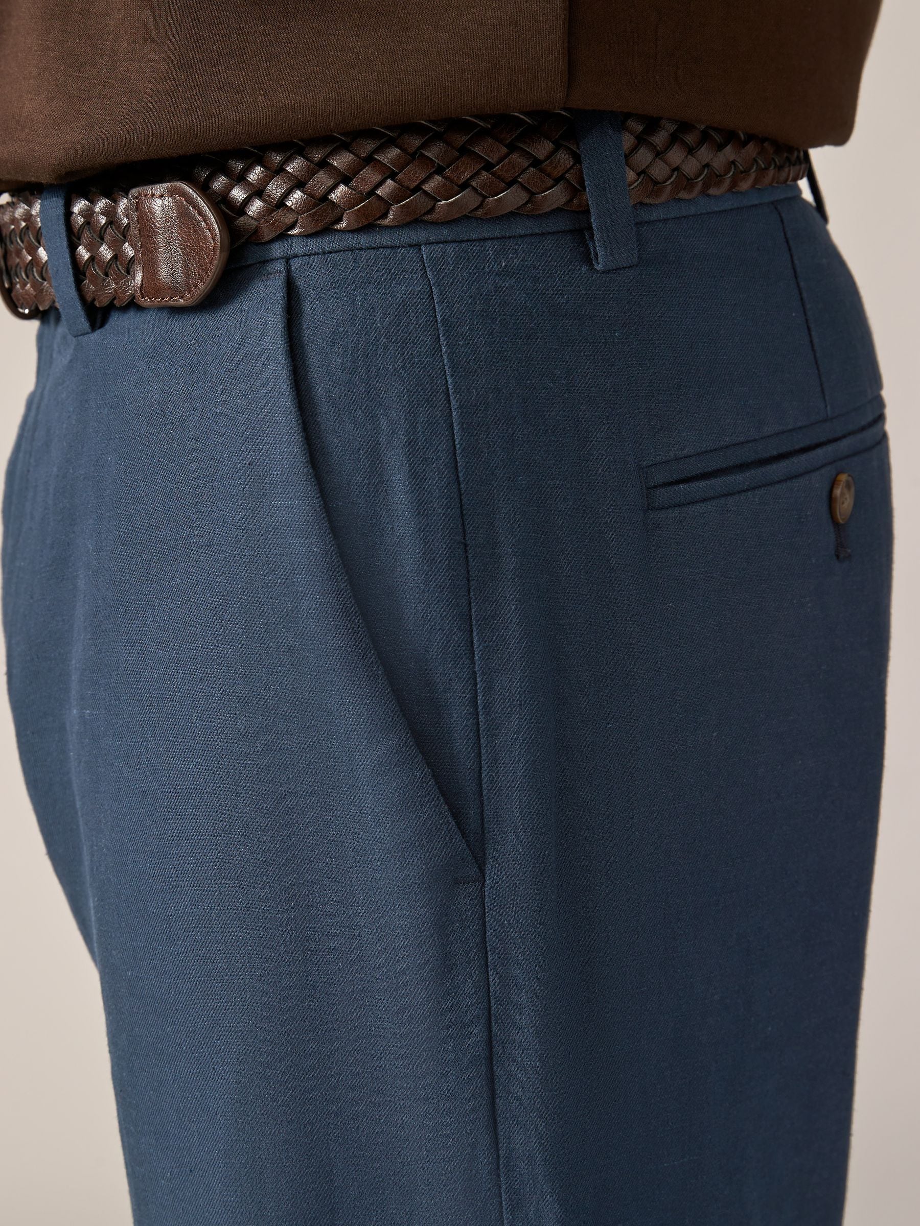 Donkerblauw - Regular fit linnen-katoenmix broek met ceintuur