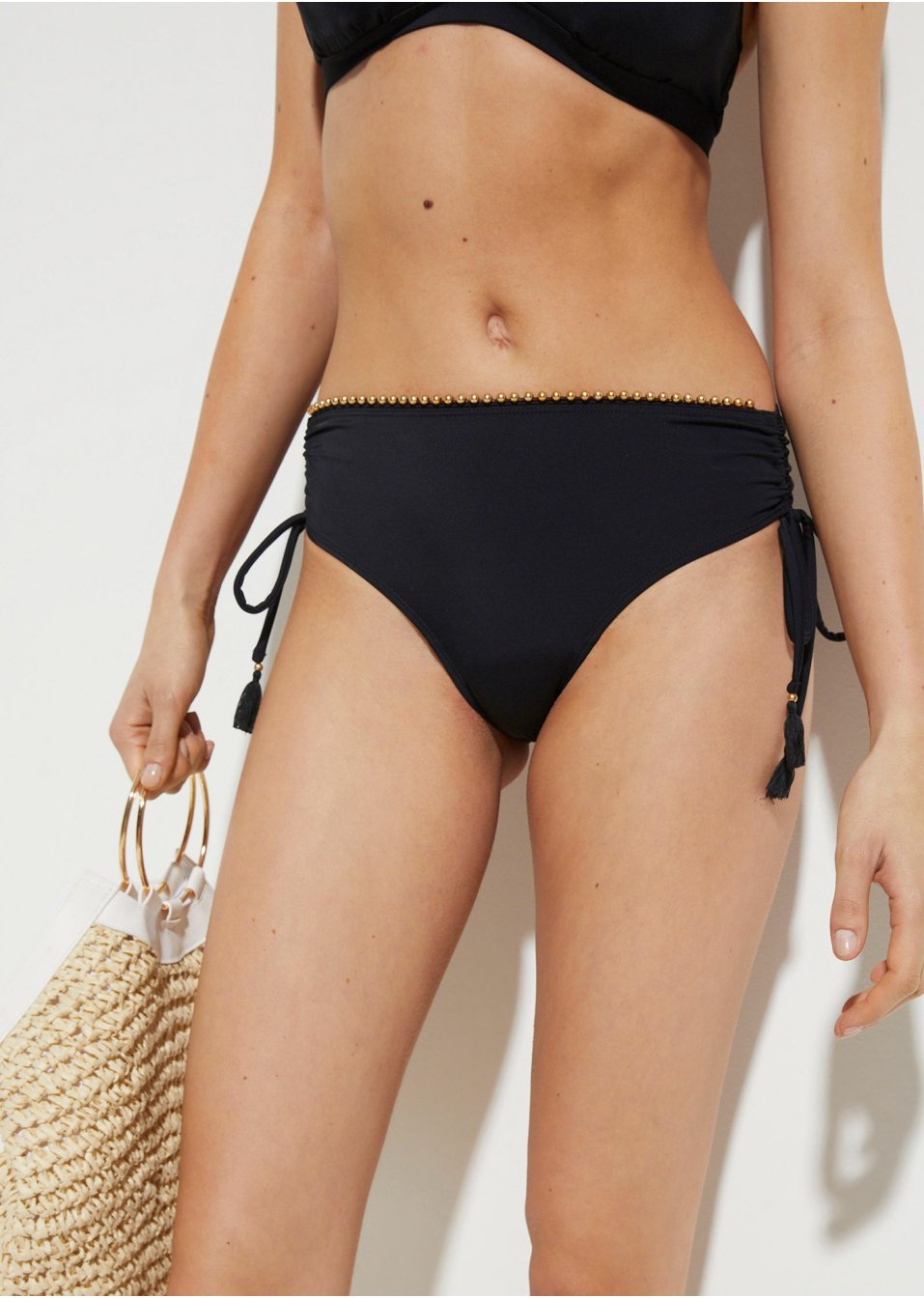 Bas de bikini exclusif avec polyamide recyclé
