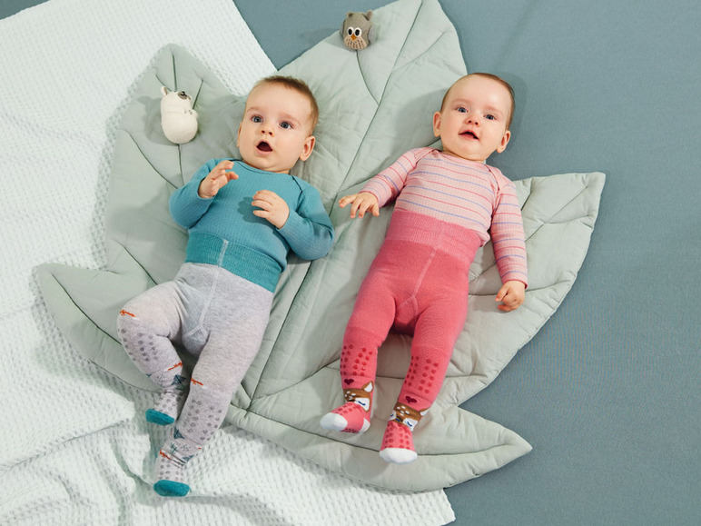 2 baby rompers