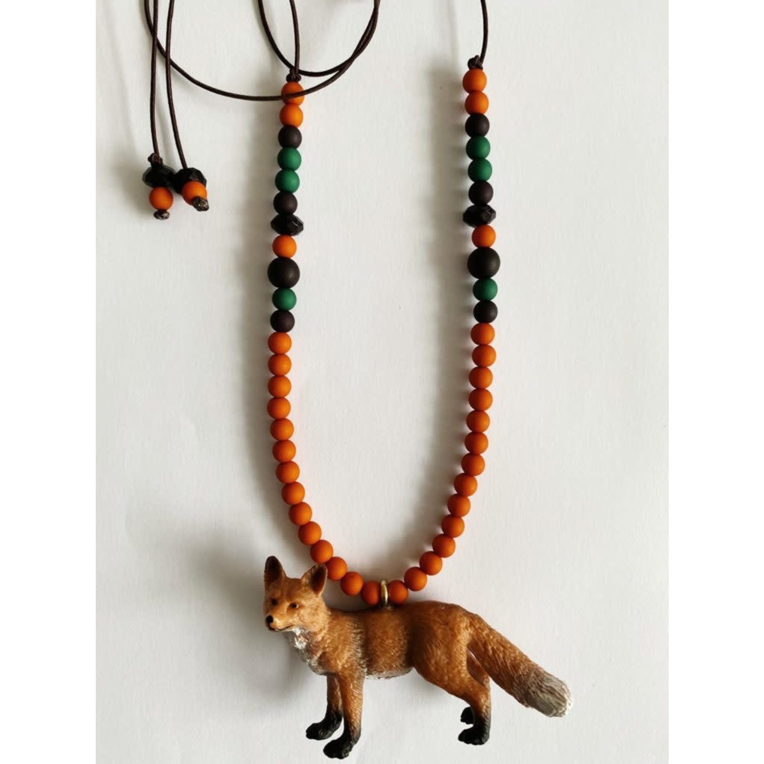 By Melo | Dierenketting | Vic Vos