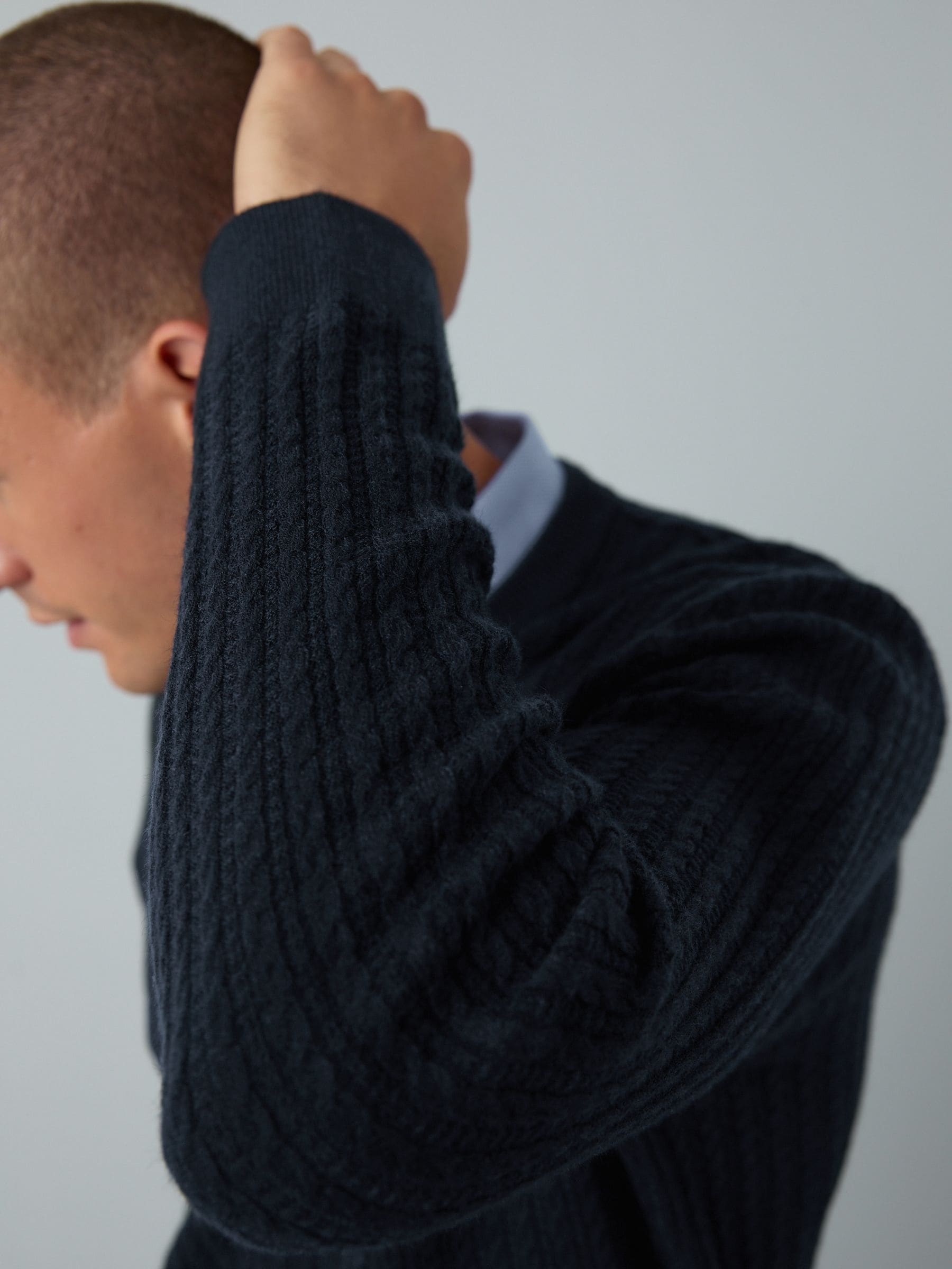 Donkerblauw - Regular fit trui met overhemdkraag