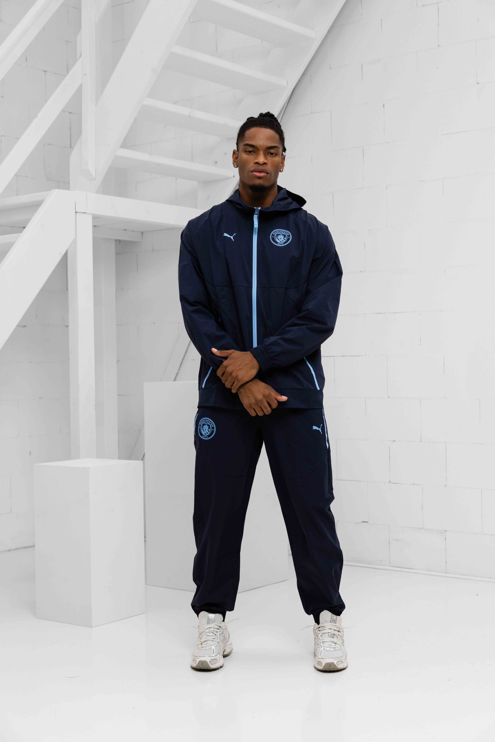 Manchester City Tech Woven Trainingspak Senior 2025/2026 Donkerblauw