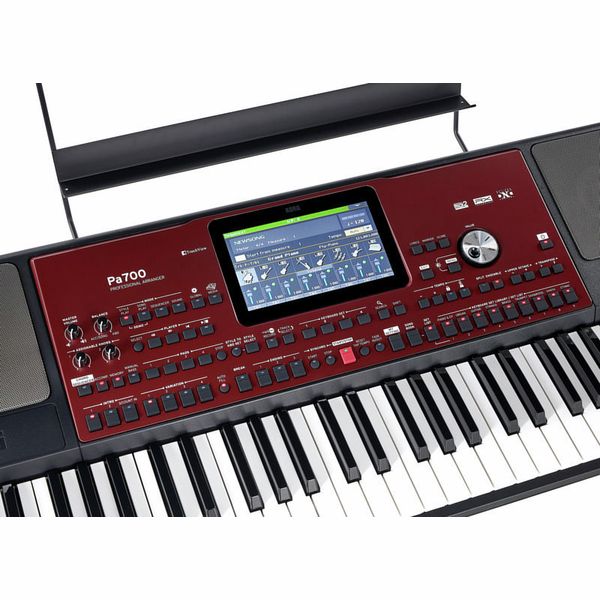 Korg PA-700
