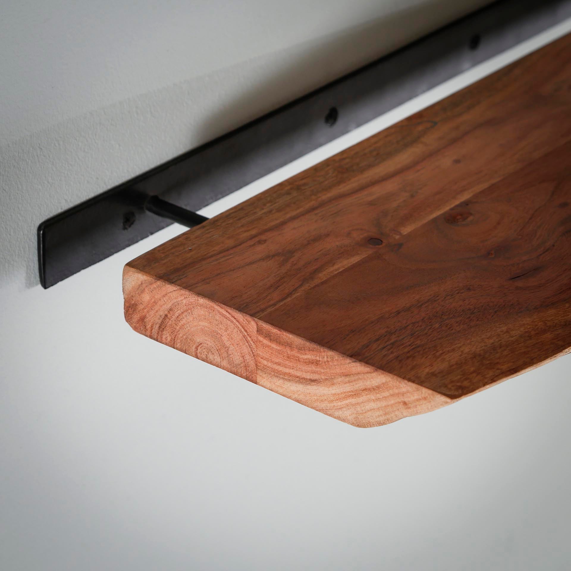 by fonQ  Luuk Wandplank - B 120 cm