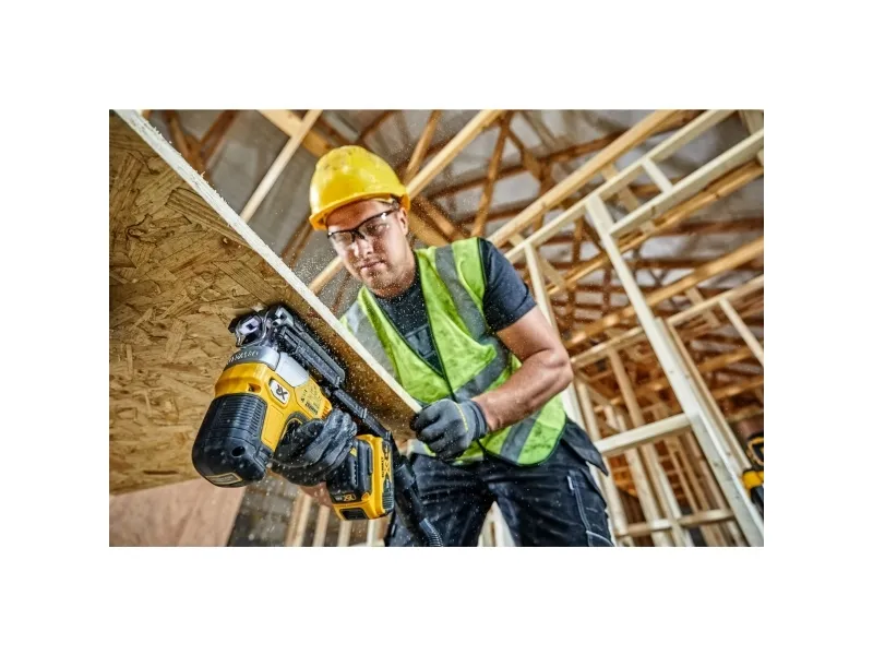 [OUTLET] - DeWALT DCS335 - Stiksav - ledningfri - 18 V - SOLO