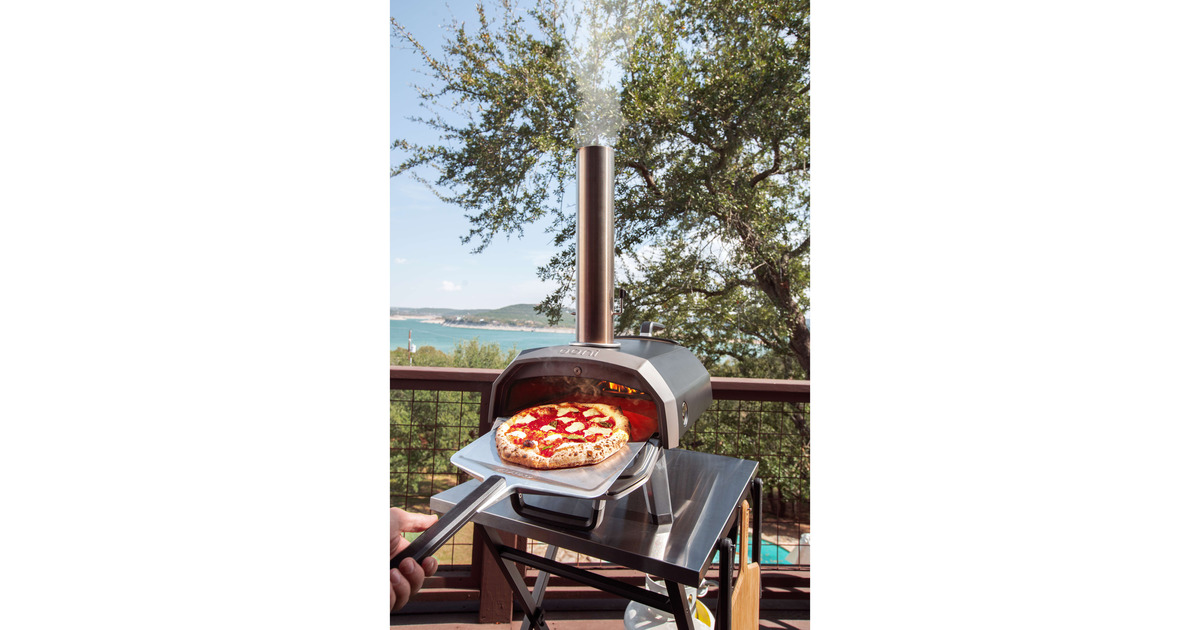 OoniKaru 2 Multi-Fuel Pizza Oven pizzaoven  (Zwart/roestvrij staal, 12'' pizza, Hout, houtskool en gas)
