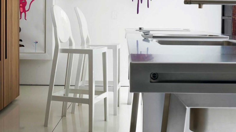Kartell One More, One More Please rond high zwart barkruk