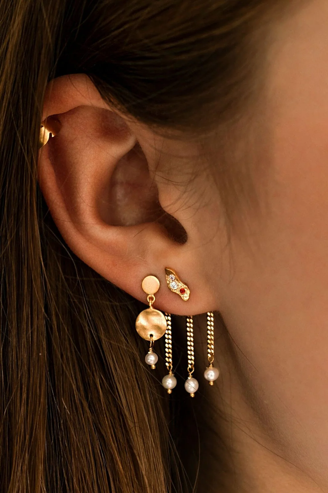 Stine A Petit Hammered Coin And Stone Earring Goldenen Pearl