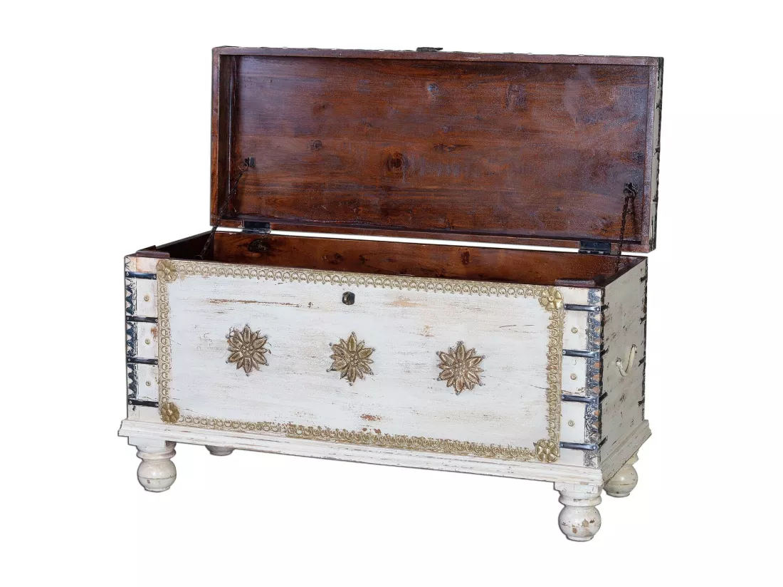 Coffre en bois de manguier blanc vieilli Blanco.Giner y Colomer.57x40x100